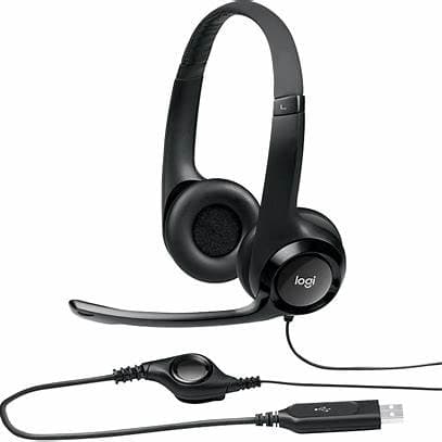 Logitech H390 USB Headset with Boom Microphone, In-line Controls, Enhanced Digital Audio, Padded Headband & Earcups