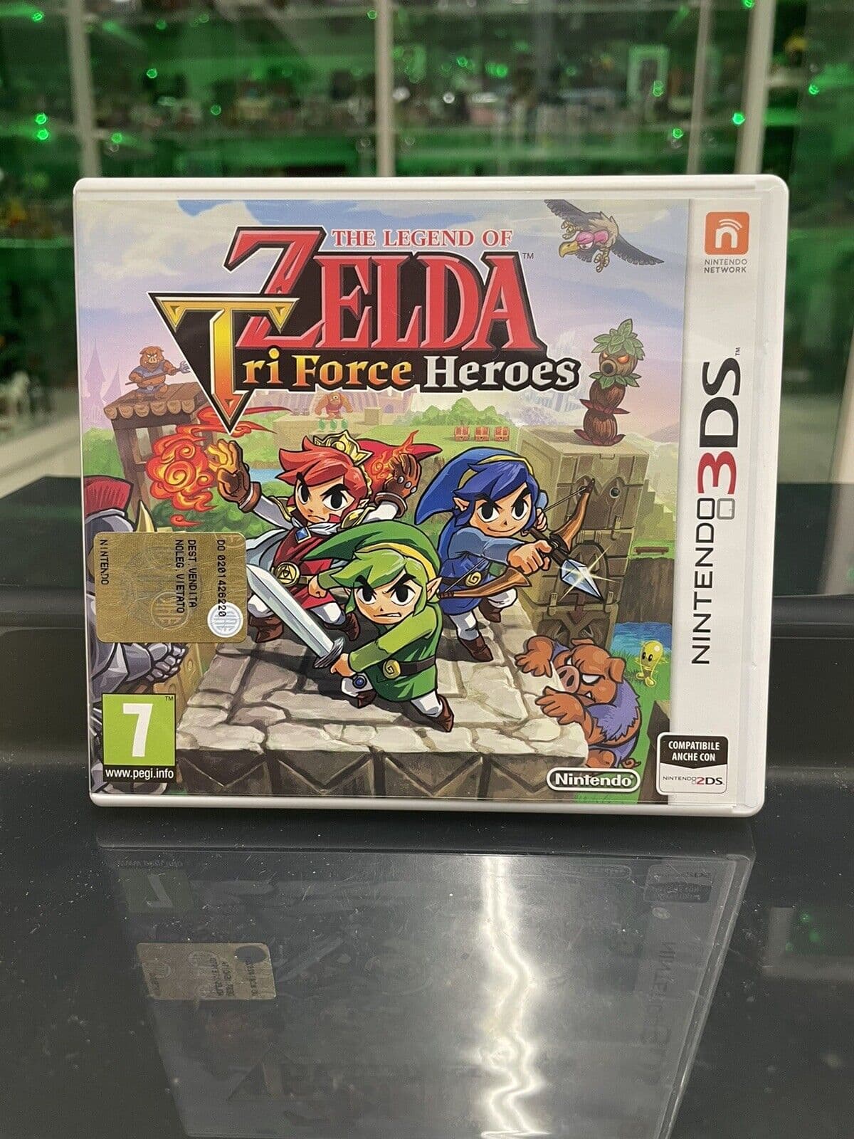 The Legend of Zelda: Tri Force Heroes (German Box - Multi Lang In Game) .- 3DS